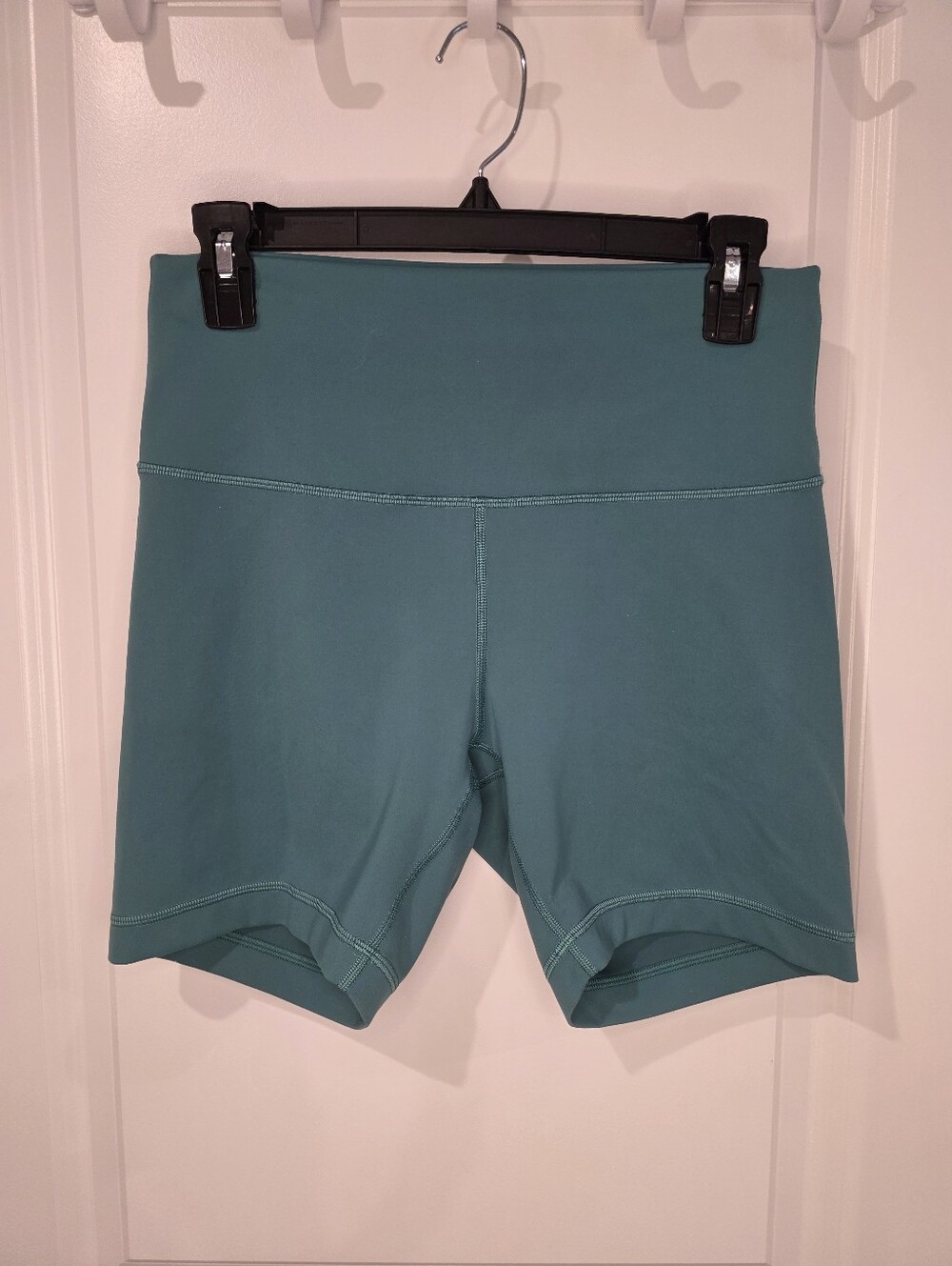 Lululemon Wunder Train High-Rise Short 6"